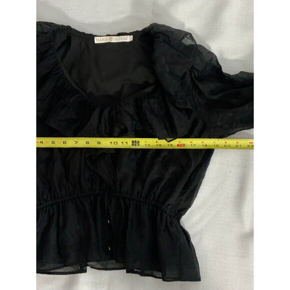 Marie Oliver Peplum Vneck Lace Top size small - Picture 4 of 5